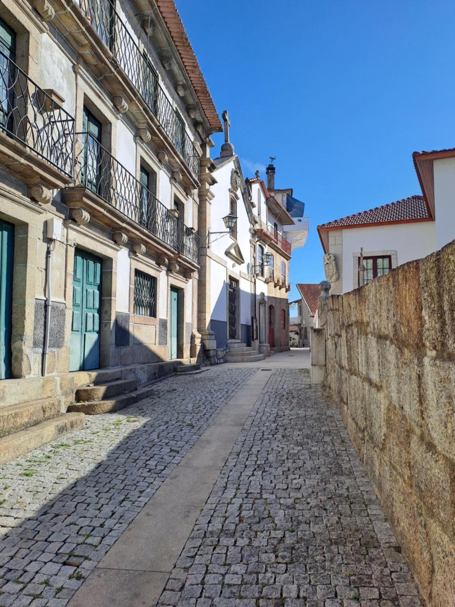 Burguesinha Al Entre-Os-Rios Apartment Exterior photo