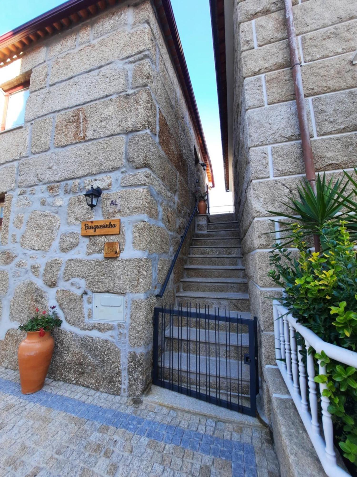 Burguesinha Al Entre-Os-Rios Apartment Exterior photo